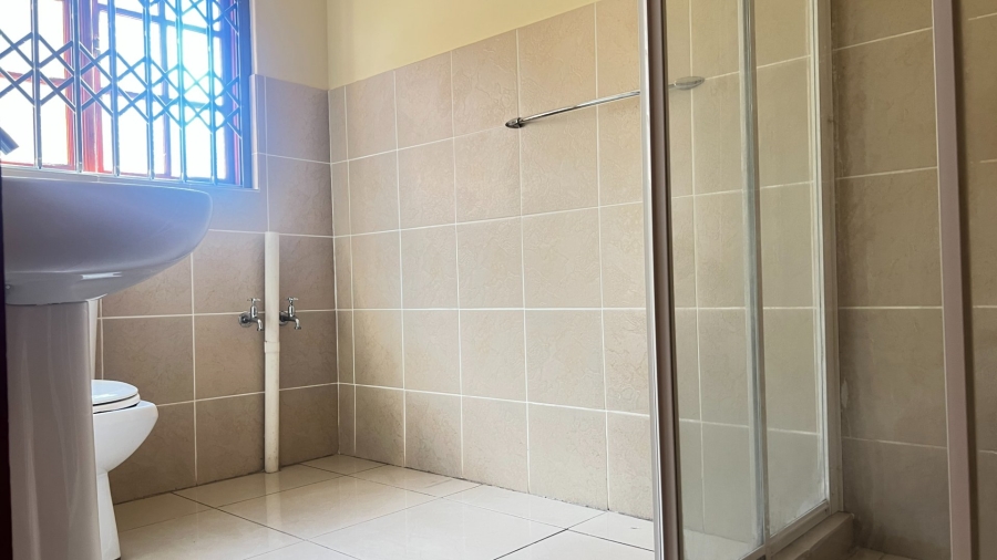 To Let 3 Bedroom Property for Rent in Bendor Limpopo