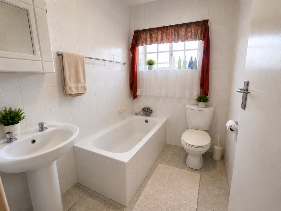 3 Bedroom Property for Sale in Koraal Retirement Village Limpopo