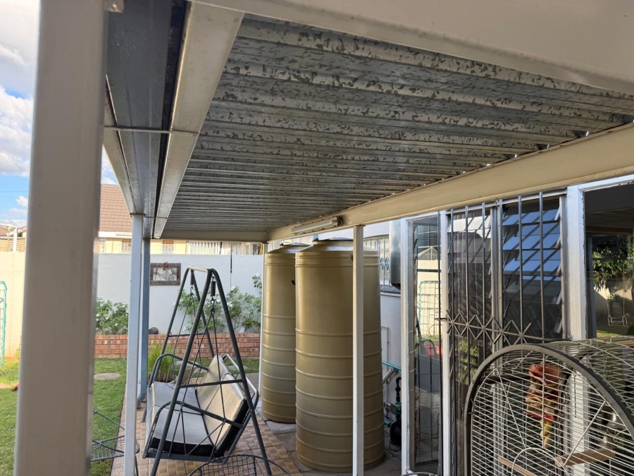 5 Bedroom Property for Sale in Nirvana Limpopo