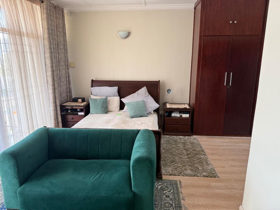 5 Bedroom Property for Sale in Nirvana Limpopo