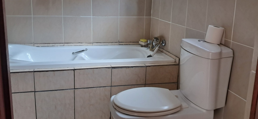 To Let 3 Bedroom Property for Rent in Bendor Limpopo