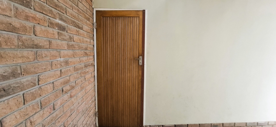 To Let Commercial Property for Rent in Polokwane Central Limpopo