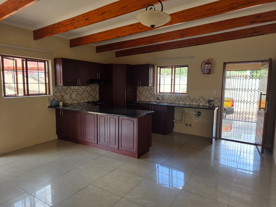 1 Bedroom Property for Sale in Polokwane Central Limpopo