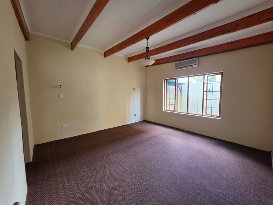 1 Bedroom Property for Sale in Polokwane Central Limpopo