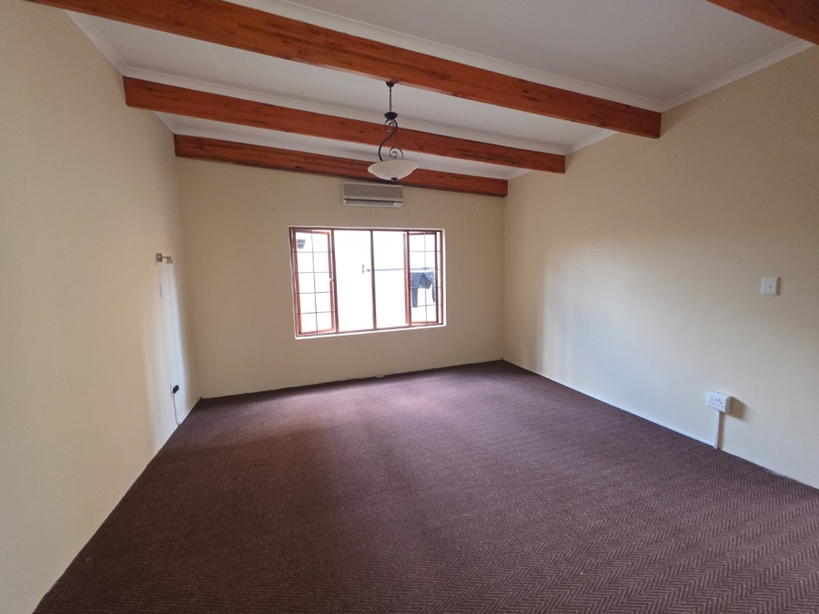 1 Bedroom Property for Sale in Polokwane Central Limpopo