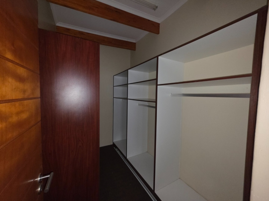 1 Bedroom Property for Sale in Polokwane Central Limpopo