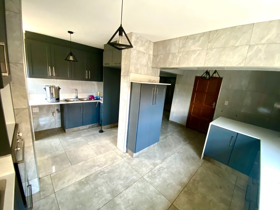 4 Bedroom Property for Sale in Chroompark Limpopo