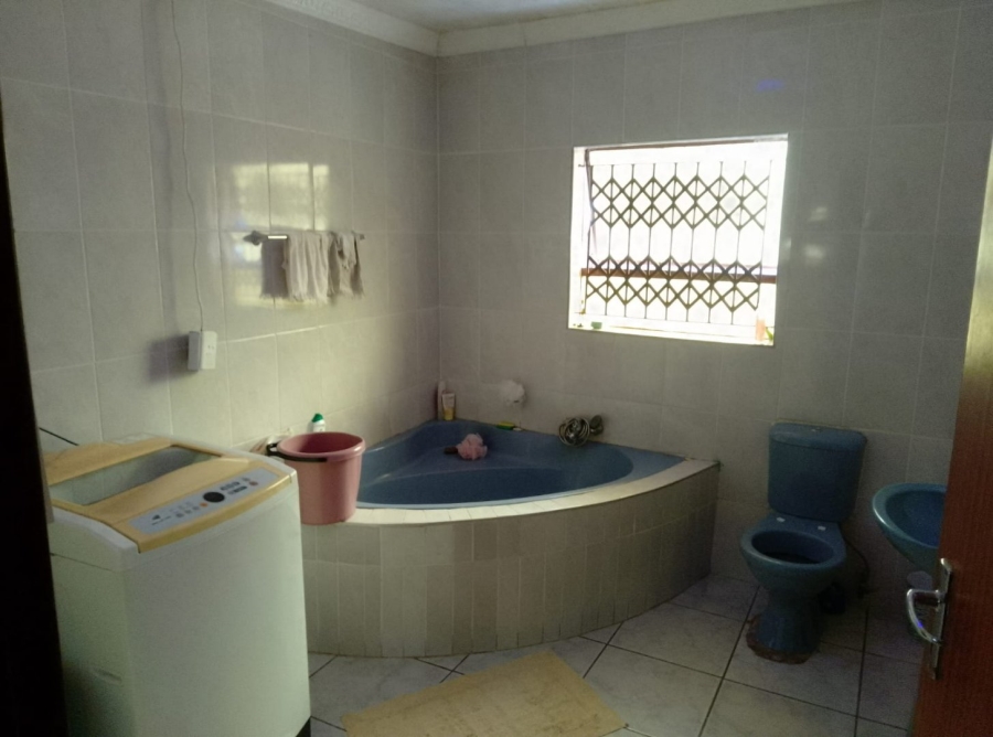 2 Bedroom Property for Sale in Nkowankowa Limpopo