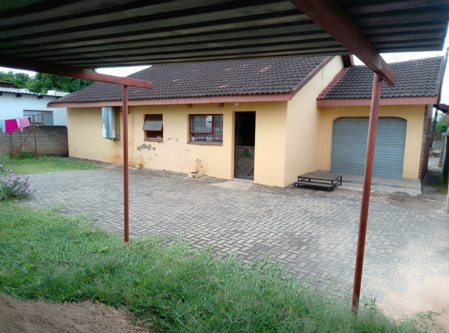 2 Bedroom Property for Sale in Nkowankowa Limpopo
