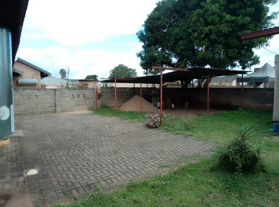 2 Bedroom Property for Sale in Nkowankowa Limpopo
