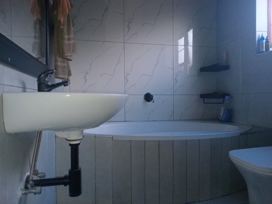 3 Bedroom Property for Sale in Thornhill Limpopo