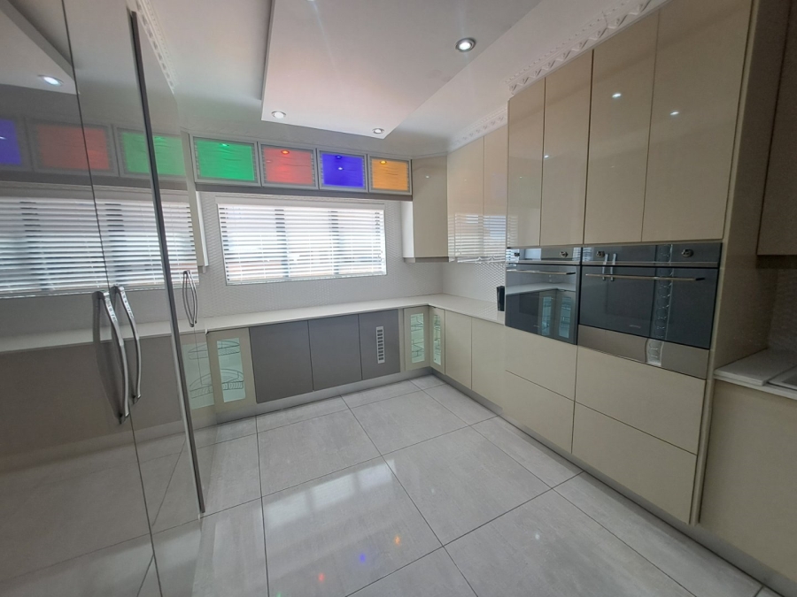 5 Bedroom Property for Sale in Eagles Crest Limpopo