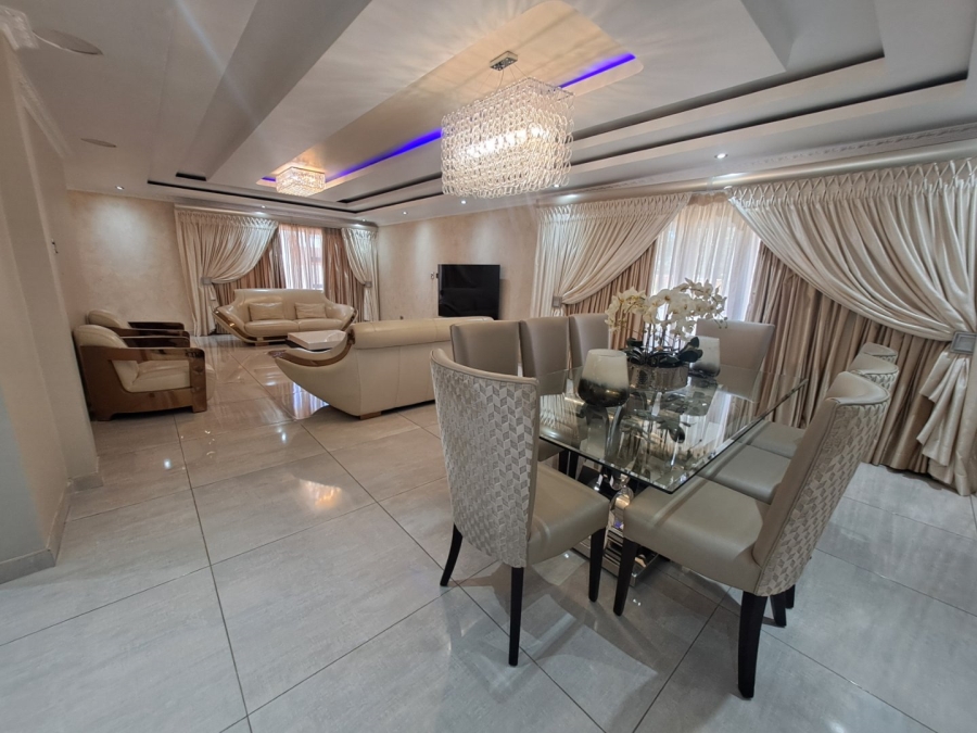 5 Bedroom Property for Sale in Eagles Crest Limpopo