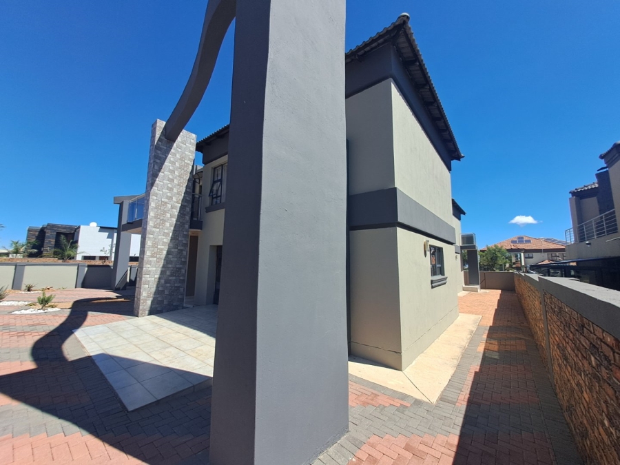 5 Bedroom Property for Sale in Eagles Crest Limpopo