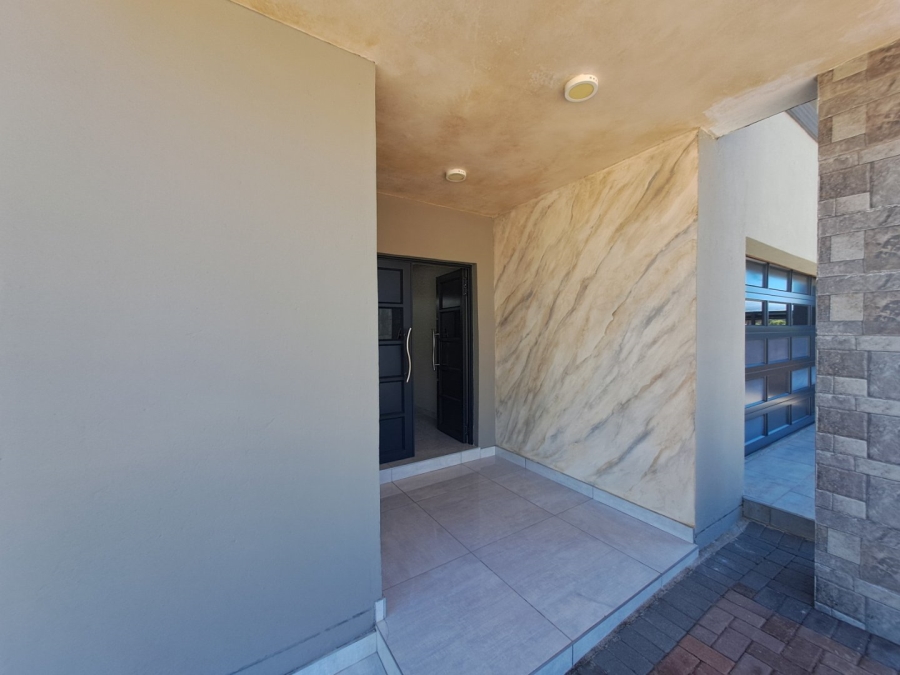 5 Bedroom Property for Sale in Eagles Crest Limpopo