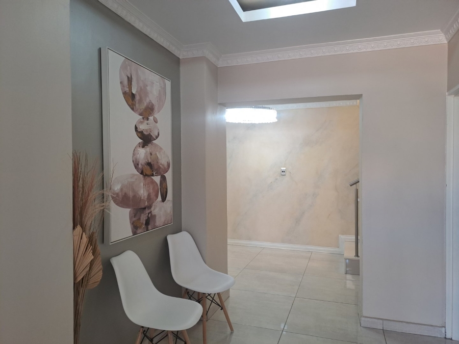 5 Bedroom Property for Sale in Eagles Crest Limpopo