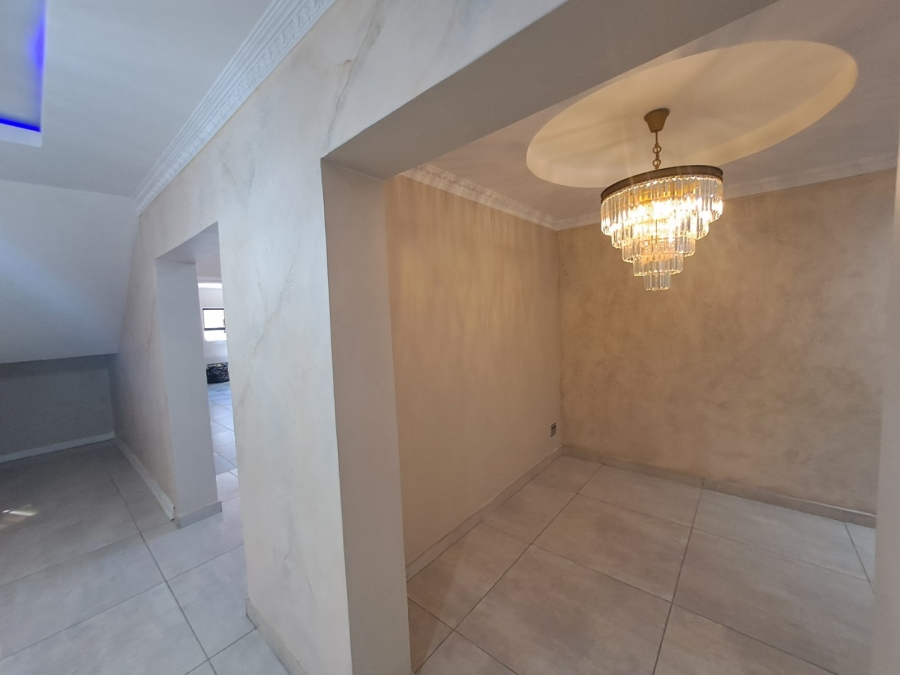 5 Bedroom Property for Sale in Eagles Crest Limpopo