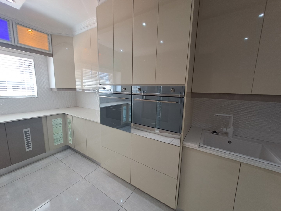 5 Bedroom Property for Sale in Eagles Crest Limpopo