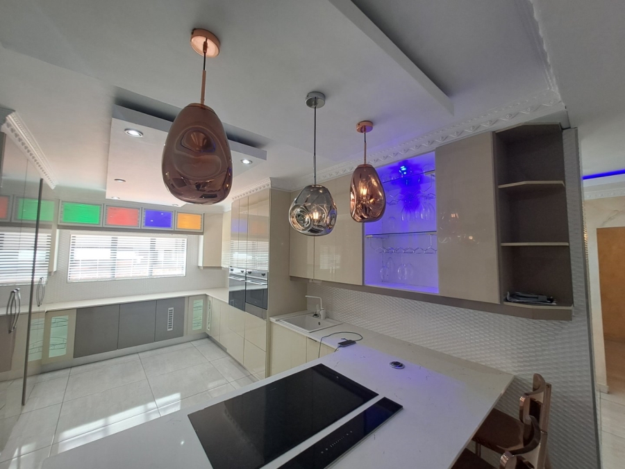 5 Bedroom Property for Sale in Eagles Crest Limpopo