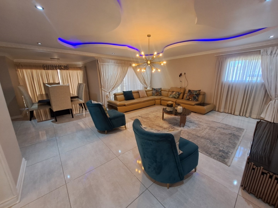 5 Bedroom Property for Sale in Eagles Crest Limpopo