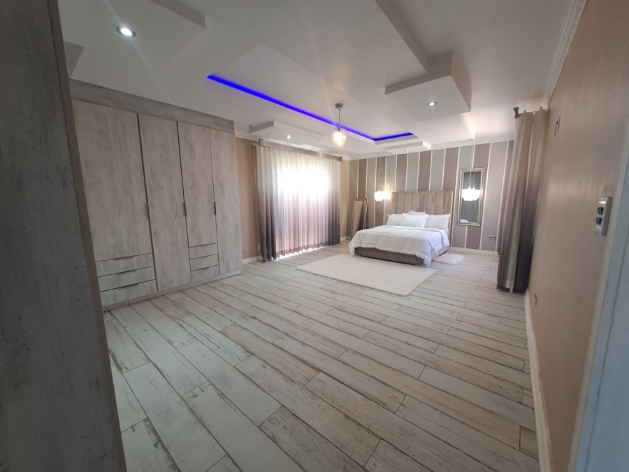 5 Bedroom Property for Sale in Eagles Crest Limpopo