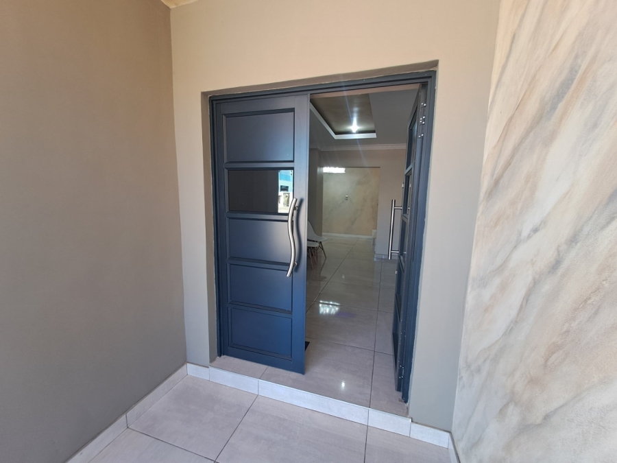 5 Bedroom Property for Sale in Eagles Crest Limpopo