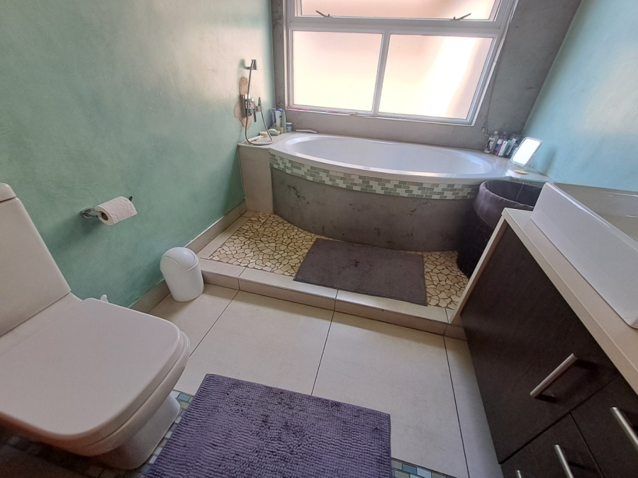 4 Bedroom Property for Sale in Eagles Crest Limpopo