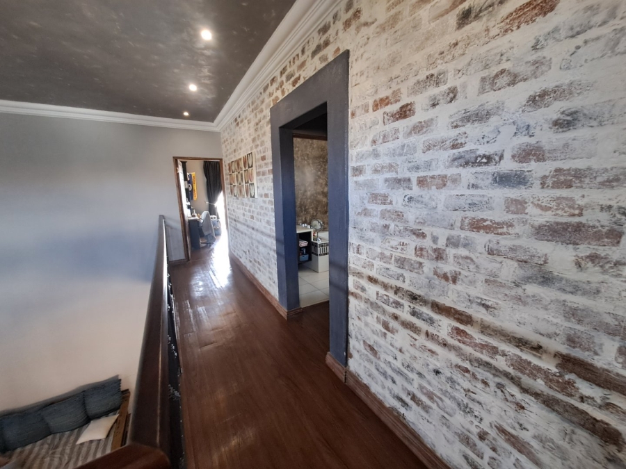 4 Bedroom Property for Sale in Eagles Crest Limpopo