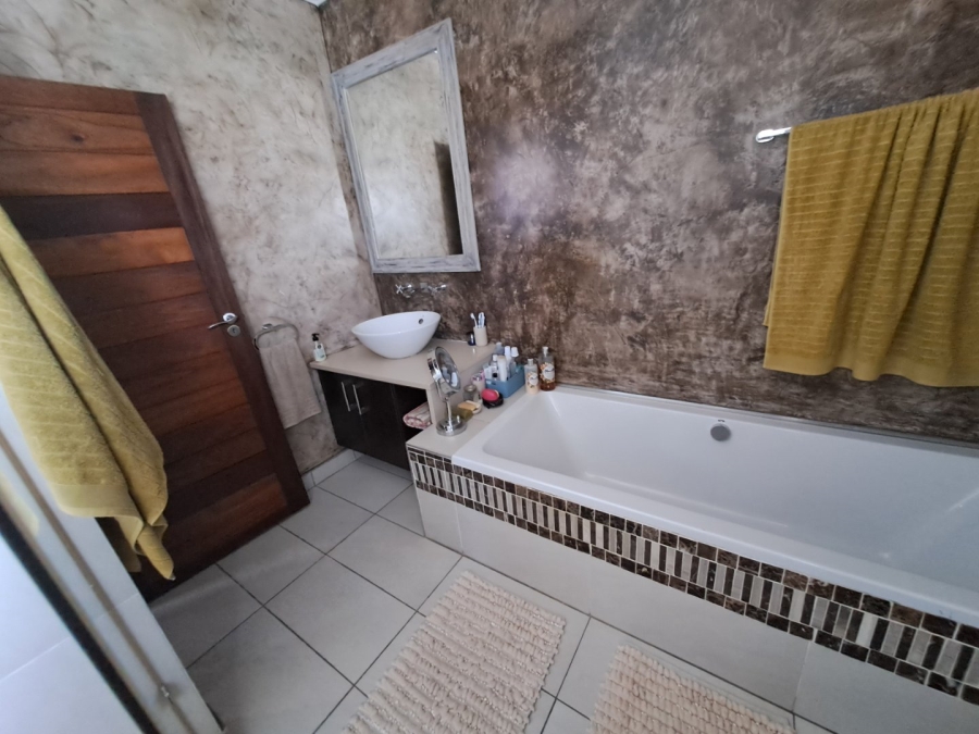 4 Bedroom Property for Sale in Eagles Crest Limpopo