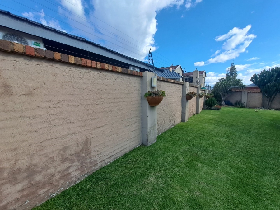 4 Bedroom Property for Sale in Eagles Crest Limpopo