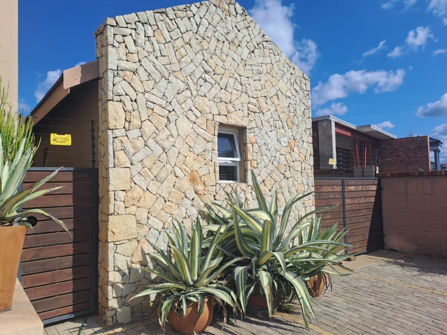 4 Bedroom Property for Sale in Eagles Crest Limpopo