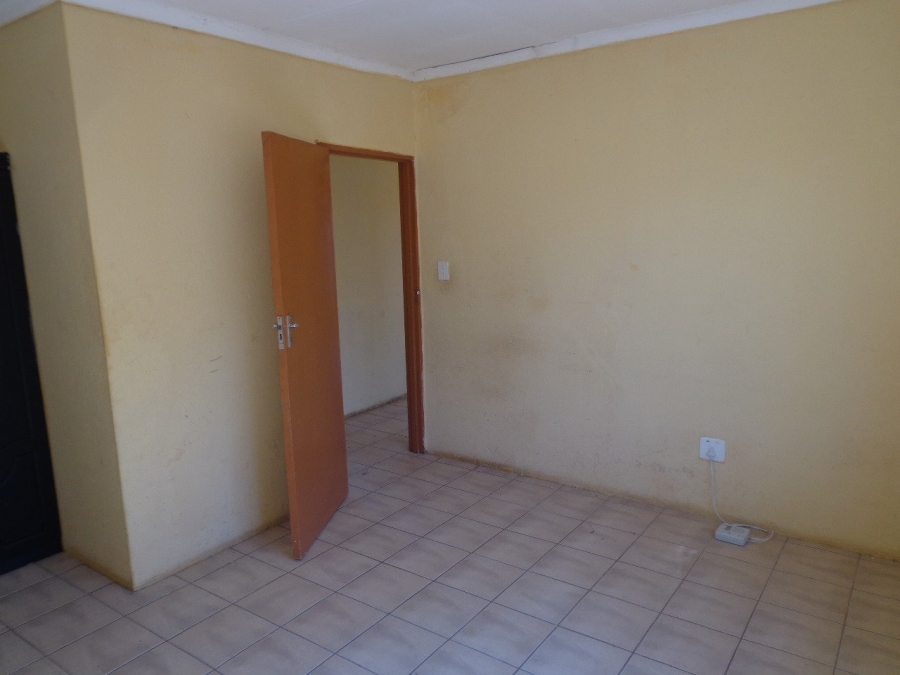 To Let 3 Bedroom Property for Rent in Mahlako-A-Phahla Gardens Limpopo