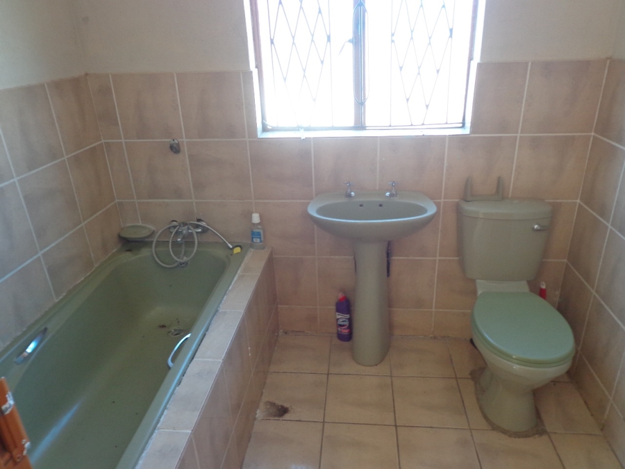 To Let 3 Bedroom Property for Rent in Mahlako-A-Phahla Gardens Limpopo