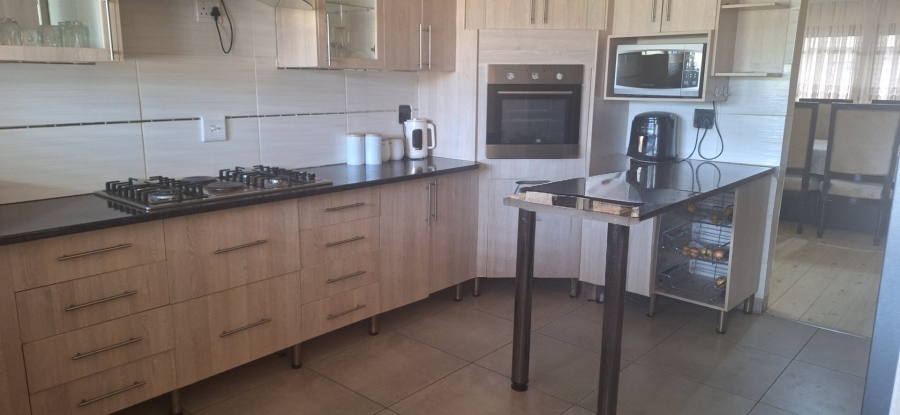 To Let 4 Bedroom Property for Rent in Chroompark Limpopo