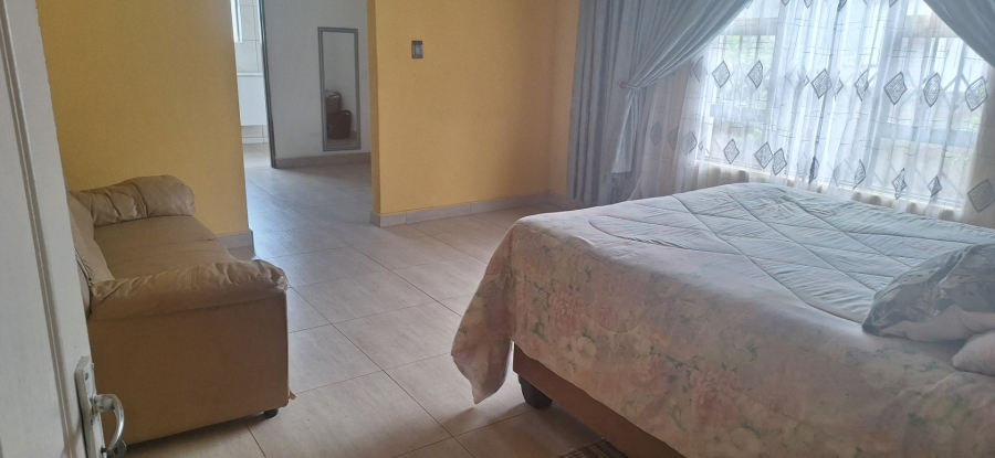 To Let 4 Bedroom Property for Rent in Chroompark Limpopo