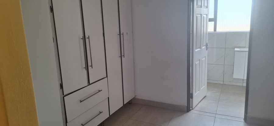 To Let 4 Bedroom Property for Rent in Chroompark Limpopo