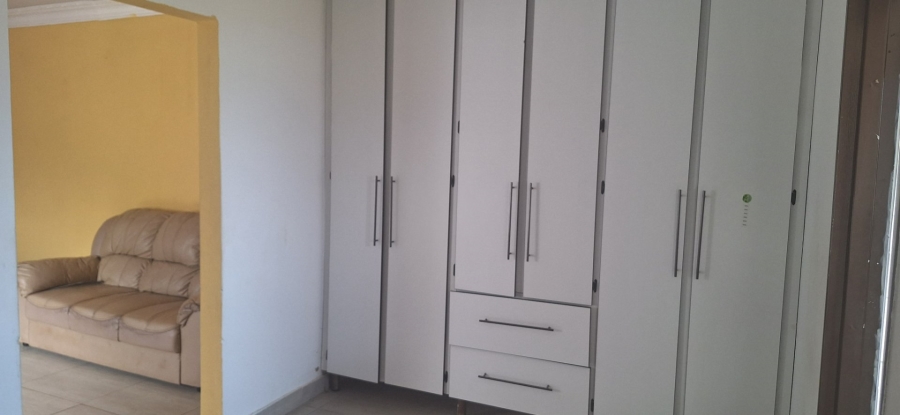 To Let 4 Bedroom Property for Rent in Chroompark Limpopo