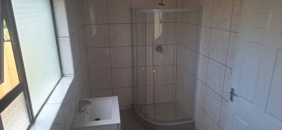 To Let 4 Bedroom Property for Rent in Chroompark Limpopo