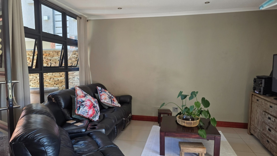 3 Bedroom Property for Sale in Golden Acres Estate Limpopo
