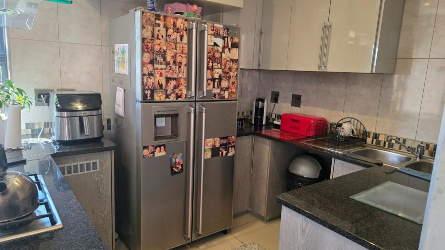 3 Bedroom Property for Sale in Golden Acres Estate Limpopo