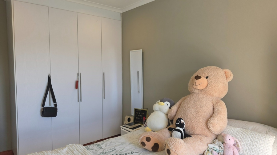 3 Bedroom Property for Sale in Golden Acres Estate Limpopo