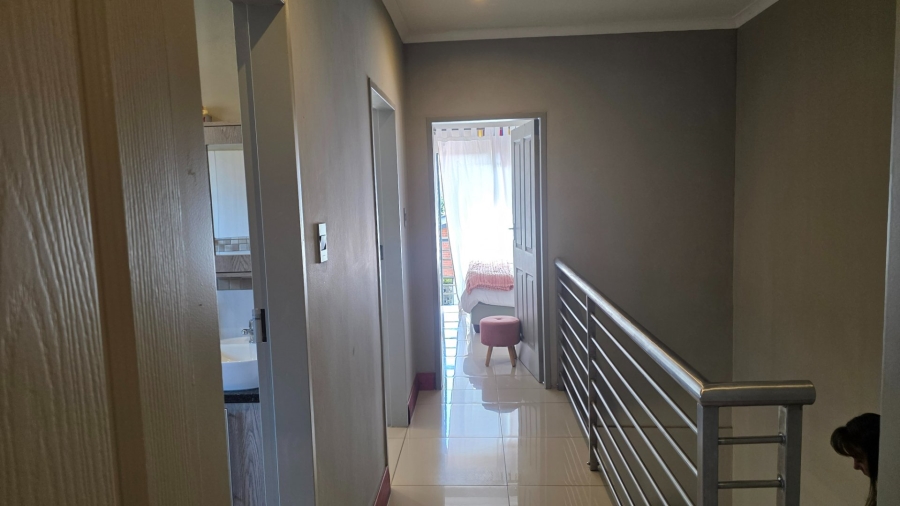 3 Bedroom Property for Sale in Golden Acres Estate Limpopo