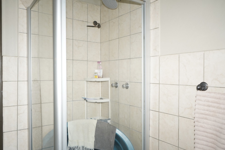 1 Bedroom Property for Sale in Penina Park Ext 1 Limpopo