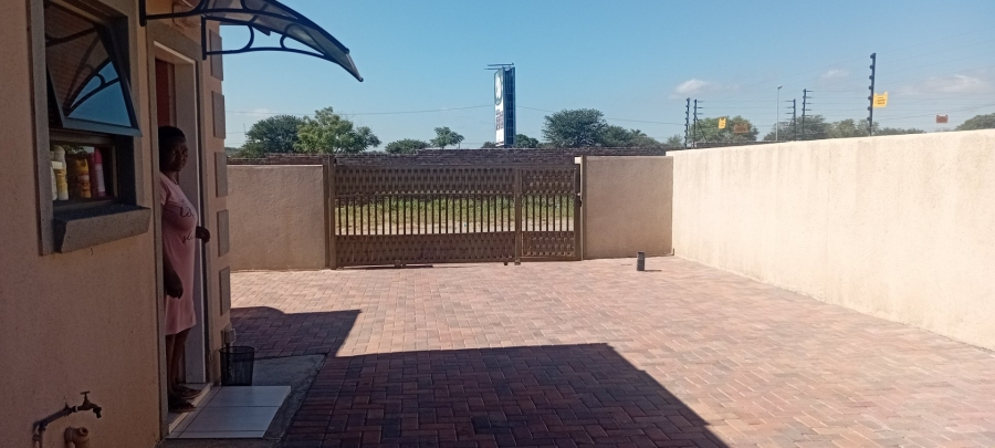 To Let 3 Bedroom Property for Rent in Southern Gateway Limpopo