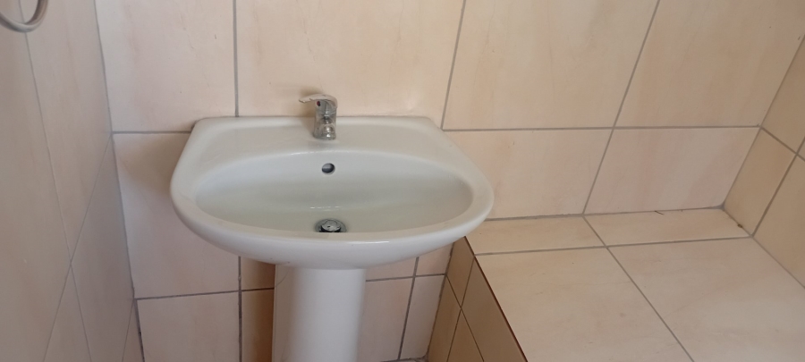 To Let 3 Bedroom Property for Rent in Southern Gateway Limpopo