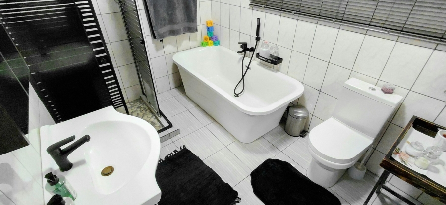 4 Bedroom Property for Sale in Hospitaalpark Limpopo