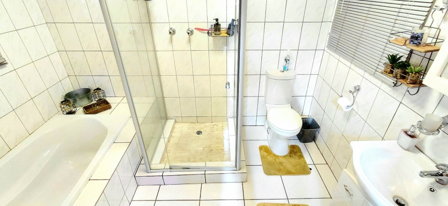 4 Bedroom Property for Sale in Hospitaalpark Limpopo