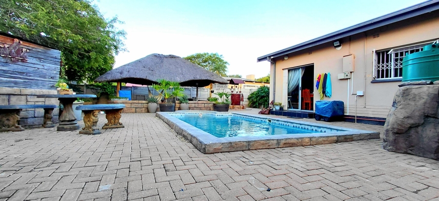 4 Bedroom Property for Sale in Hospitaalpark Limpopo