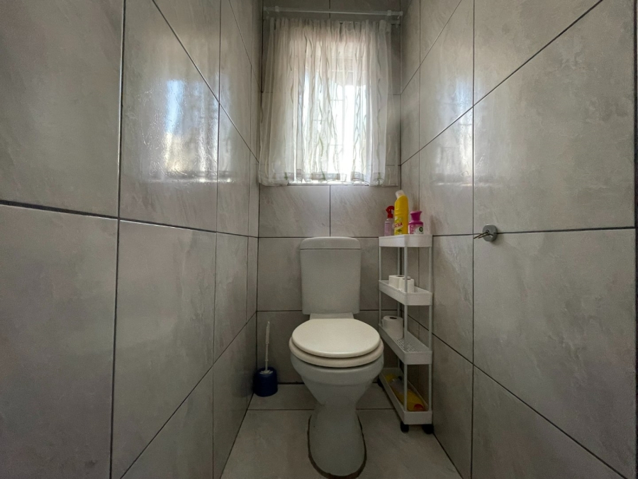 2 Bedroom Property for Sale in Bendor Limpopo