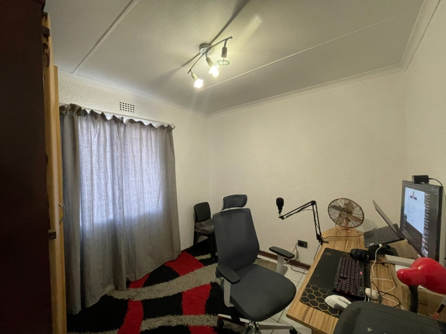 2 Bedroom Property for Sale in Bendor Limpopo